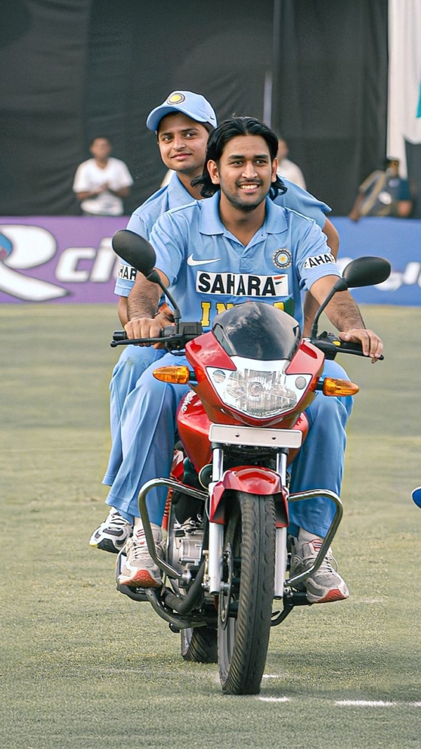 Dhoni Thala Mahi Cricket A4 Size Poster without frame..paper Glossy 300 gsm ..
